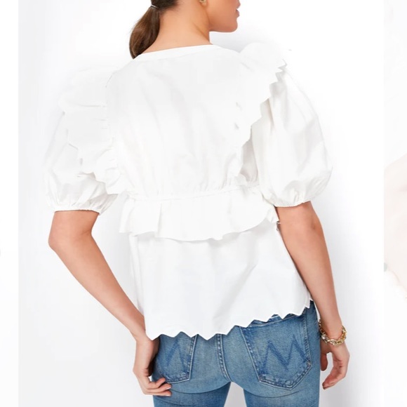 White Ruffle Eyelet Top
MOON RIVER - Picture 4 of 11